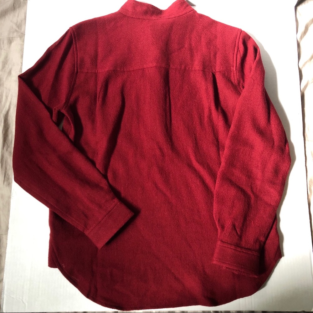 Wmn’s Filson Wool Shirt - Picture 6 of 7